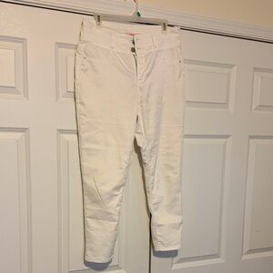 Refuge Women's Crisp White Ankle Jeans